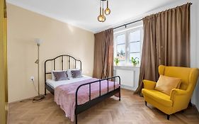Unique Old Town 2Br Apt Stara 7